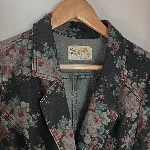 Free People Puffy Sleeves Floral Denim Jacket - Picture 2 of 10